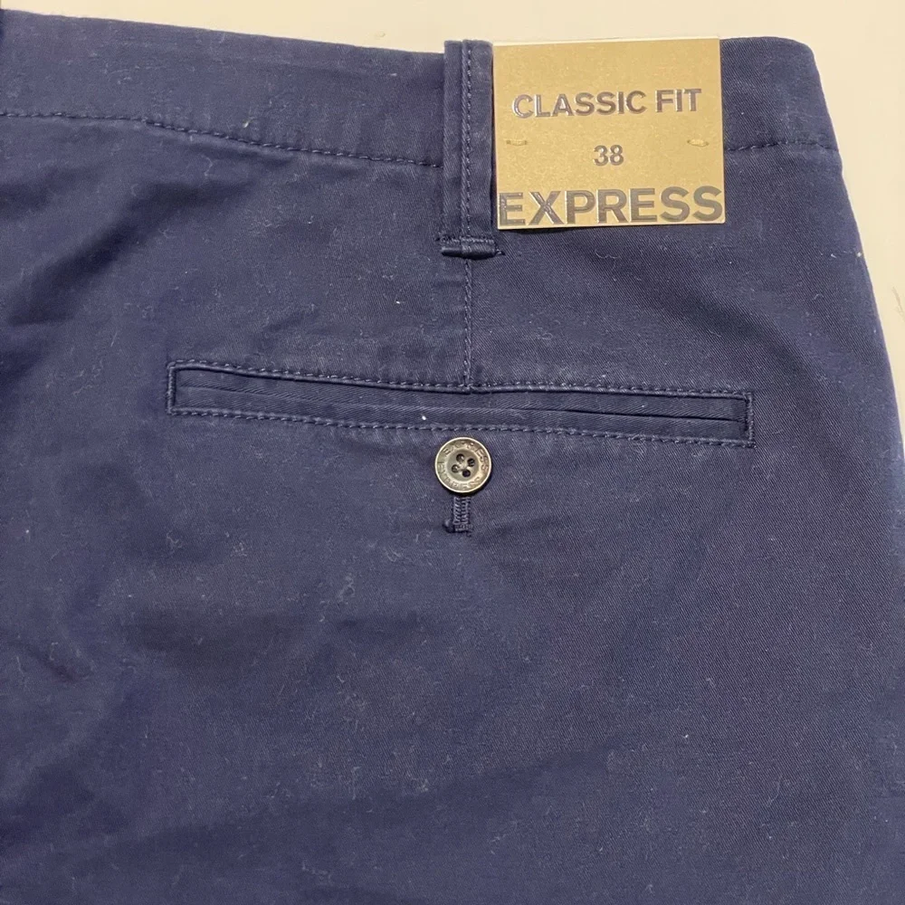 Express Classic Fit Stretch Shorts Mens Size 38 Plain Navy Blue, NWT